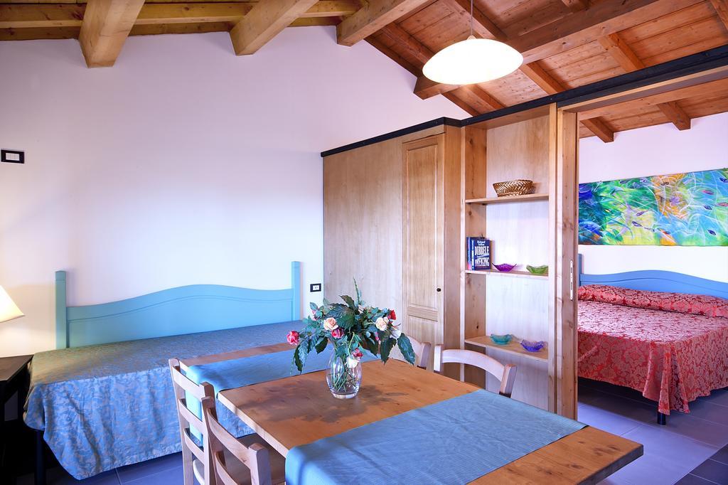 Il Borgo Centro Vacanze Guardistallo Ngoại thất bức ảnh